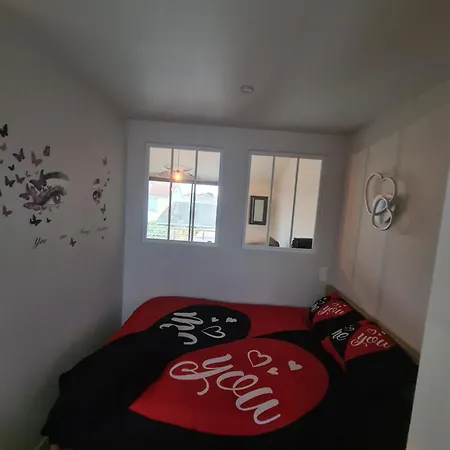 Maison Cosy Avec Jardin Et Jacuzzi Appartamento