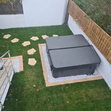 Appartamento Maison Cosy Avec Jardin Et Jacuzzi Saint-Herblain
